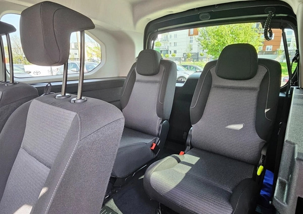 Toyota Proace City Verso cena 104900 przebieg: 107480, rok produkcji 2021 z Międzychód małe 254